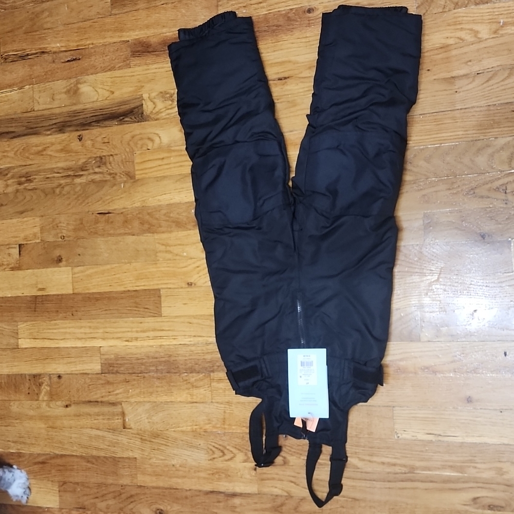BLACK SNOW SUIT W/ ADJUSTABLE STRAPS